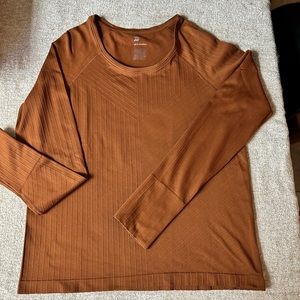 Women’s All in Motion exercise leisure wear top size XL. New without tags.